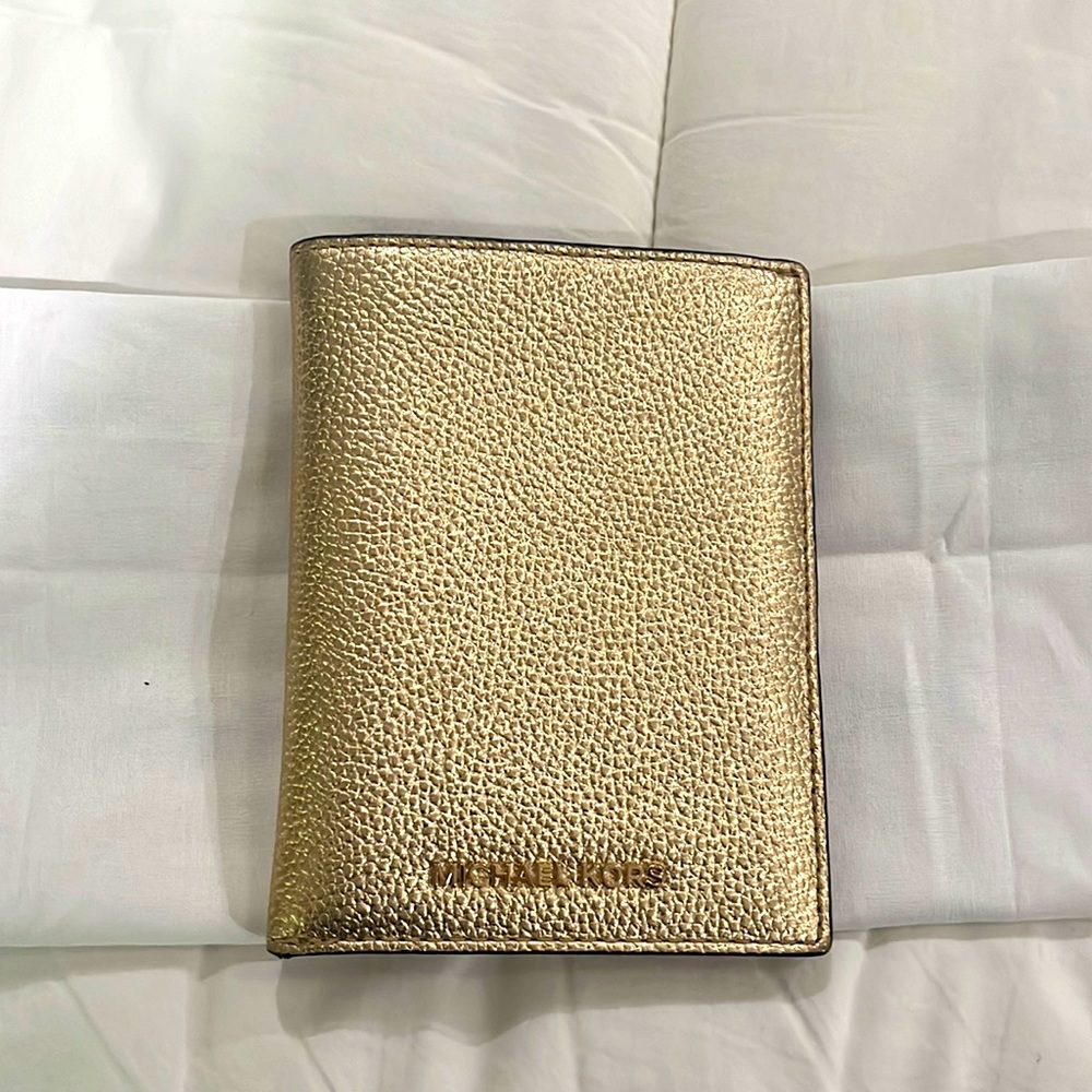 MK wallet